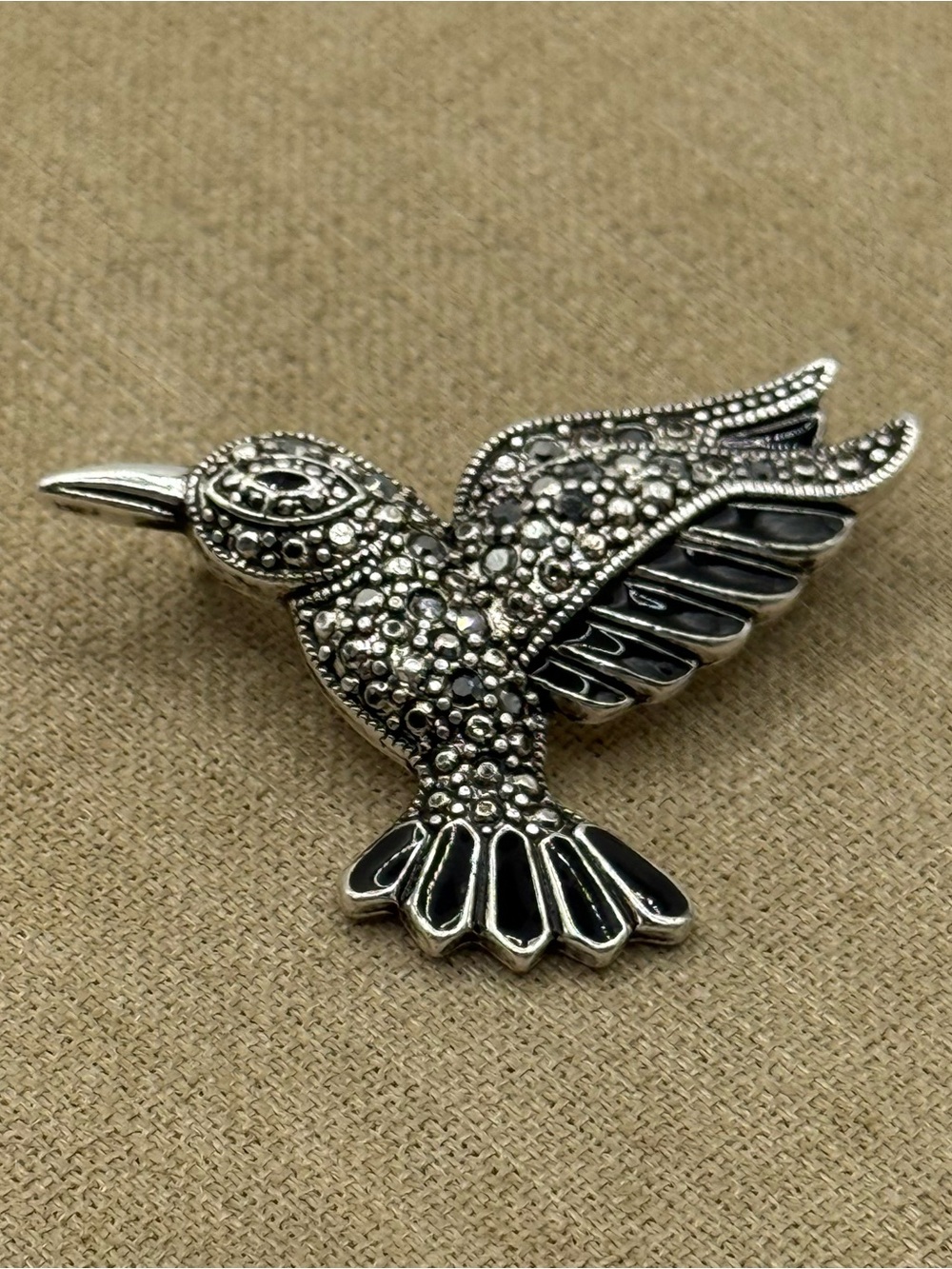 Silver tone Hummingbird Bird Brooch Pin